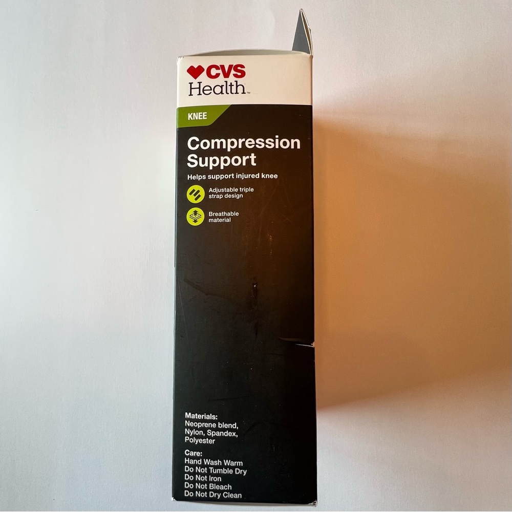 CVS Health Knee Compression Support - Picture 4 of 5